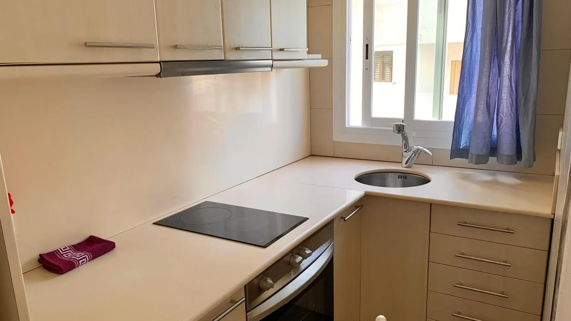 Apt Copacabana, A Pochi Passi Dal Mare Es Pujols Daire